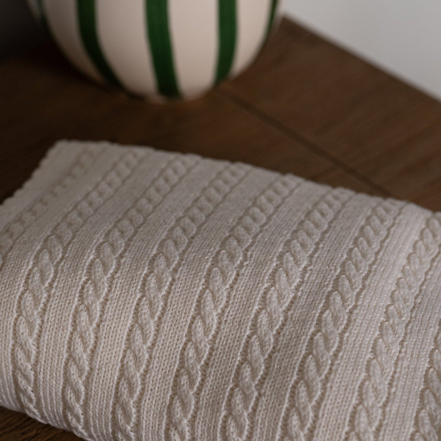 Couverture Marmotte Blanc eclatant Les Enfantines