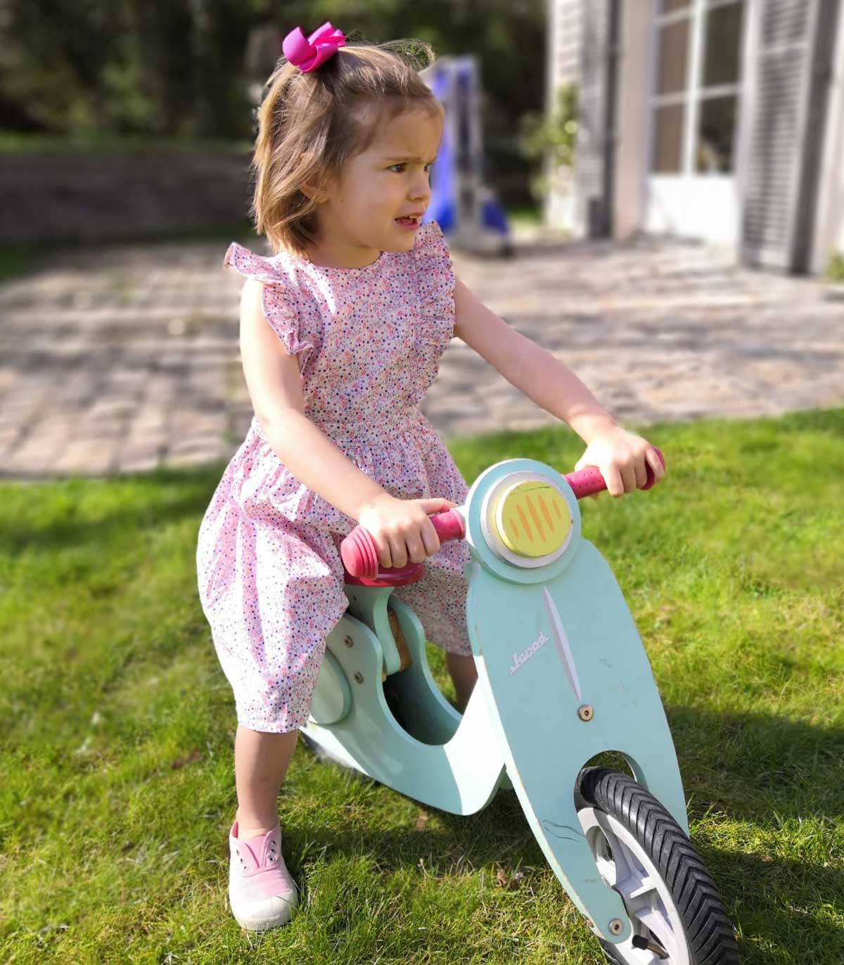 Robe Autruche Solanum les enfantines