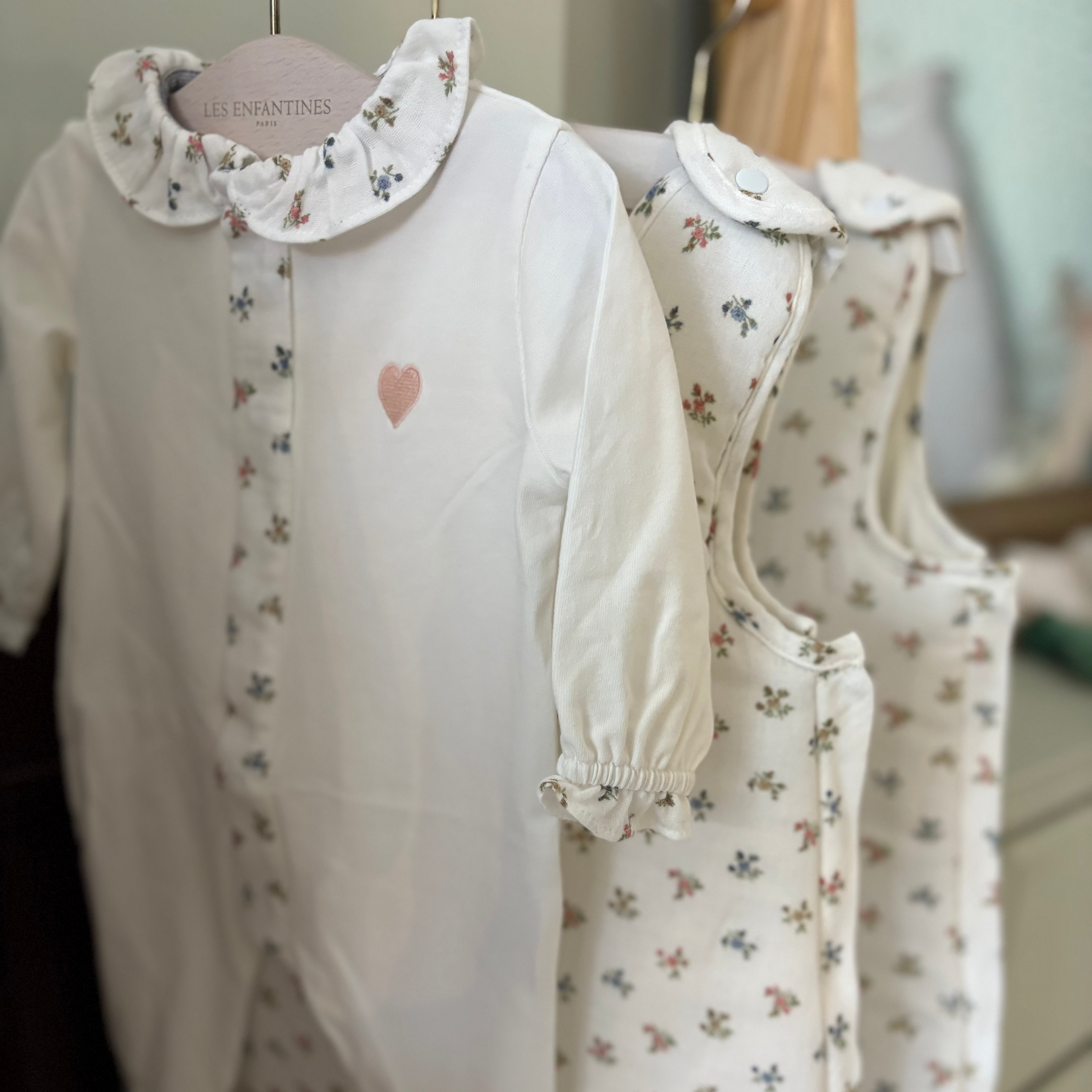 Gigoteuse gaze petites fleurs