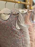 Gigoteuse fleurs bleues les enfantines